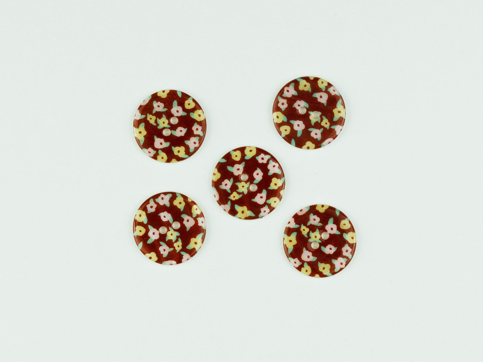Flowery shell button 22mm